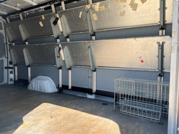 2012 Mercedes-Benz Sprinter 2500 Cargo Diesel 1 Owner - $5,200 (Largo)63443712384259122