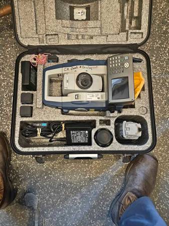 Robotic Total Station Sokkia SX-105T 1