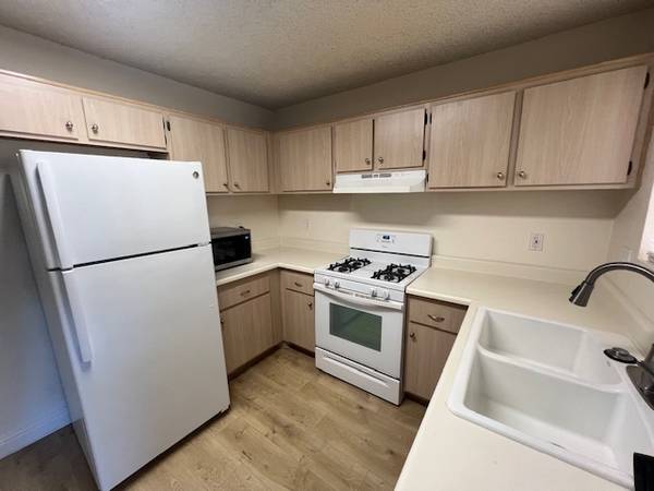 $1,875 / 1br - 688ft2 - Lovely Los Palmas Condo (Santa Maria)63663990151555121