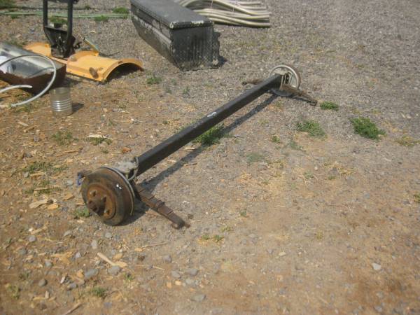 #3500 Trailer Axle 1