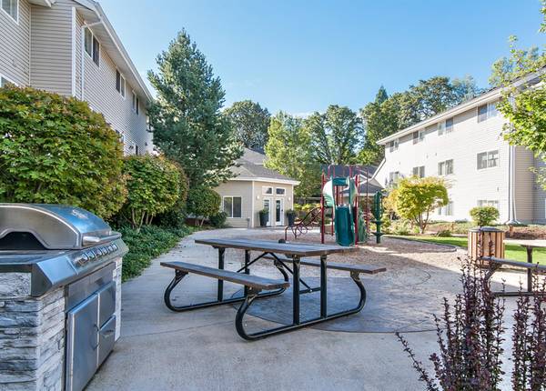 $1,649 / 2br - Aloha Exceptional 2 Bed Apt - Near Highway 26, New Restaurants& Shops (Beaverton / Aloha)63841708389763122