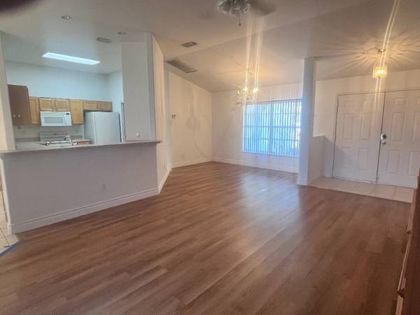 $2150.00 / 3br - 1600ft2 - Luxury 3-Bedroom Port St Lucie Home for Rent – New Paint, East of US-163823723253507122