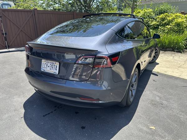 2023 Tesla Model 3 Long Range with Acceleration Boost / 20,000 miles - $28,850 (Bayport)63654710318337123