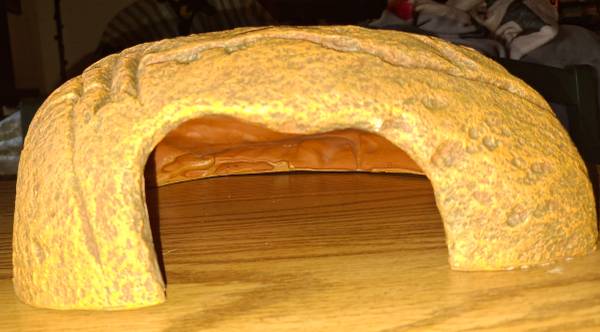 Reptile hide and climbing resin branch XL