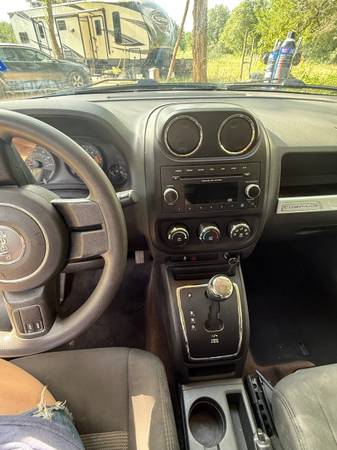 2014 Jeep Compass Utility Sport - $3,00063439683160961121