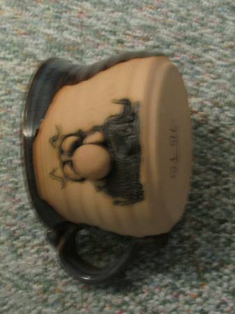 Peter Petrie Designs "Face" coffee mug 1