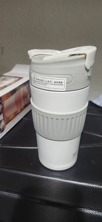 New And Never Used LACOSDINOE 480mL Stainless Steel Water Bottle 1