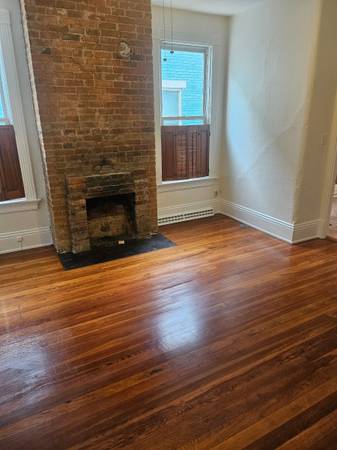 $1,600 / 2br - 1700ft2 - Two bedroom Apartment in Mt Adams (Mt Adams)63974189273730122