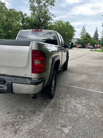 2009 Chevy Silverado HD 2500 4x4 - $7.575 (North Riverside)63494064781443123