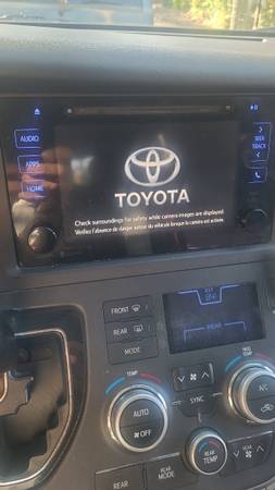 TOYOTA SIENNA, BLACK MINIVAN - $7,500 (6)63469754605187124