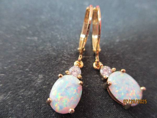 Opal earrings 1