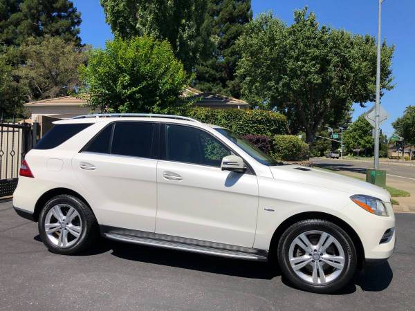 2012 Mercedes ML350 AWD SUV - Photo 2