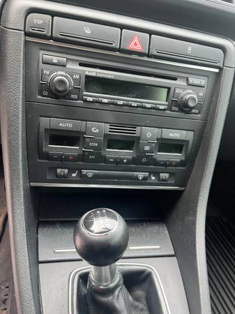 Audi A4 limpio y funcionando - $1,900 (Madison)63613833884417123