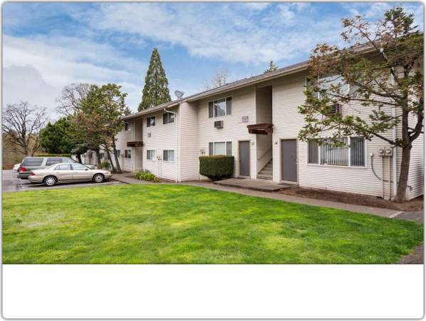 $1,325 / 1br - 600ft2 - Amplify your life: 1 BR, 1 BA, and tons of space! (Portland - Off of Barbur Boulevard)63842023867395121