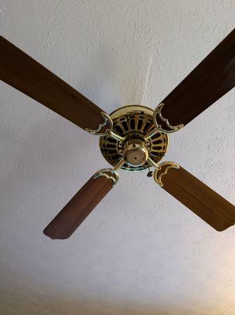 HUNTER CEILING FAN 1