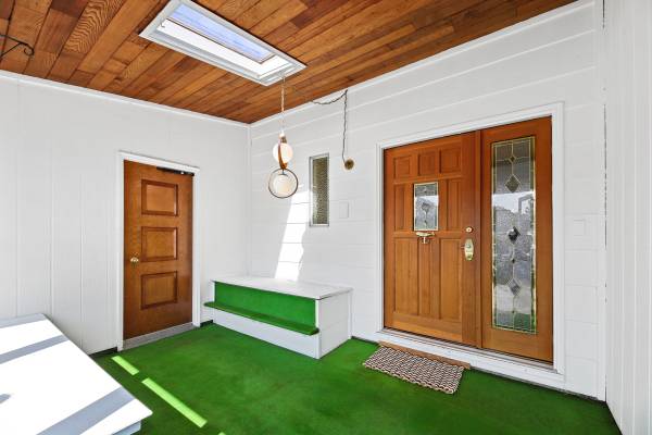 $575,000 / 3br - 1673ft2 - Rambler on Large Corner Lot - no HOA (Lakewood)63866941421953122