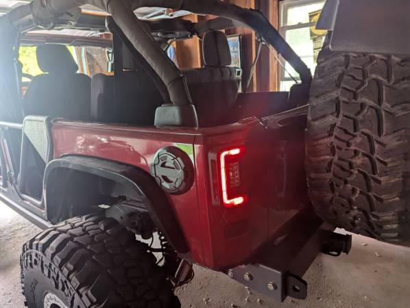2013 Jeep Wrangler unlimited - $20,000 (Auburn)63442707794049123