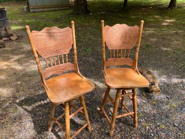 Bar stools 1