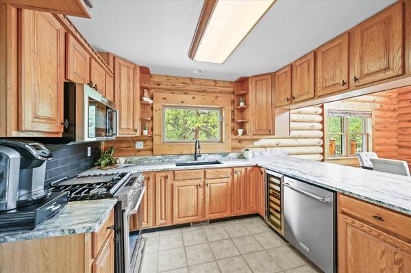 $925,000 / 4br - 2900ft2 - 9868 S Overlook Road Sedalia CO 80135 (Sedalia)63686849614595124