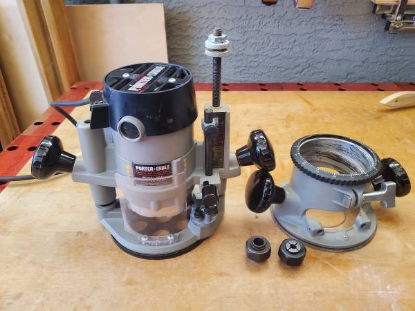 Porter Cable 6902 Router Kit Plunge & Fixed Base ¼” & ½” Collets 1