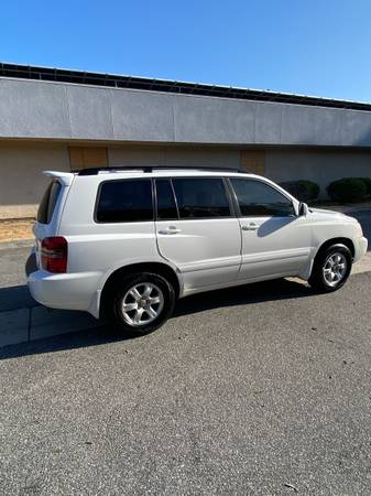 2001 Toyota Highlander - $2,800 (Torrance)63618285344385122
