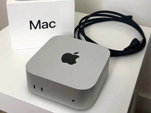 2024 Apple M4 Mac Mini 10-Core 16GB RAM 256GB SSD Silver MU9D3LL/A