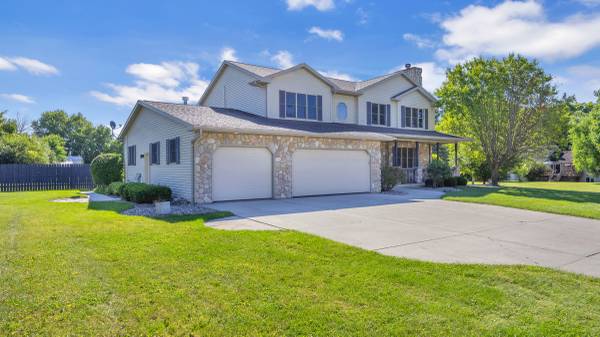 $699,000 / 4br - Modern meets Charm with this updated classic (Chilton)63813312388225121