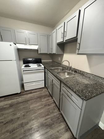 $1,160 / 1br - 675ft2 - ¡1 Dormitorio Disponible Ahora! ¡$800 de Descuento en Alquiler de Agosto! Recorra Hoy (Colorado Springs)63687084008323121