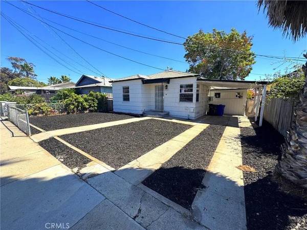 $2,515 / 2 habitaciones - 1023 pies² - Encantadora casa de 2 habitaciones en alquiler (San Diego)63845976901507121