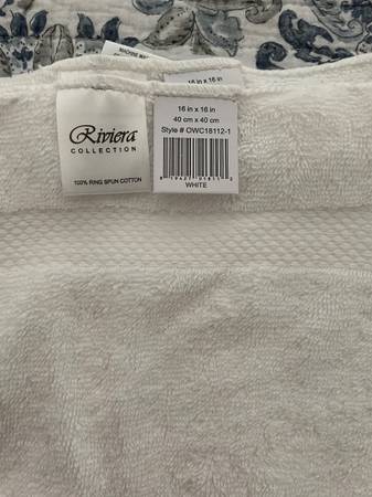 8 extra large washcloths 1