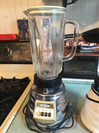 Vintage blender 1
