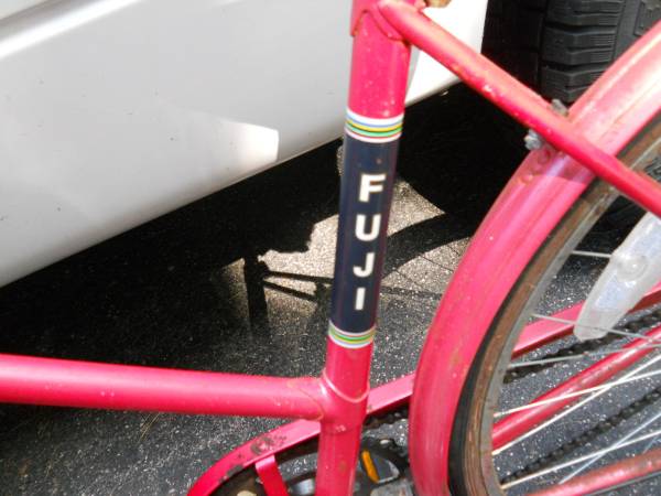 26" Lady's Fuji Avalon para restauración - $25 (Gris)62959188104449123