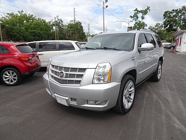 2013 Cadillac Escalade Premium AWD 4dr SUV - $10900.0063443467826689123