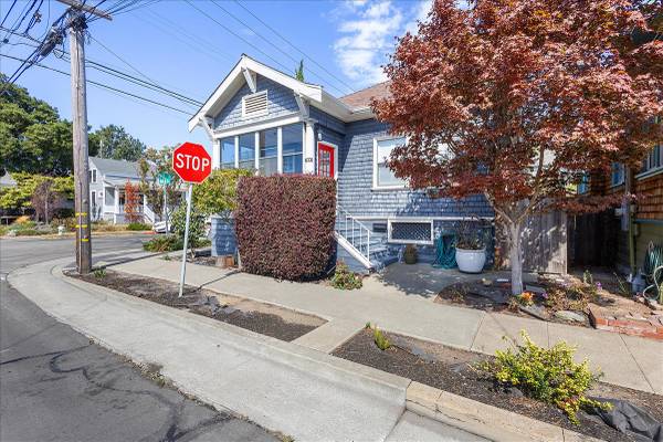 $3,700 / 2br - 3225 Madison Street - 2 bedroom | 1 bath | Single family home (alameda)63880014339585121