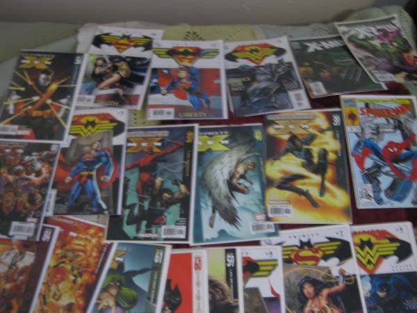 MARVEL COMIC BOOKS 34 - NUEVO ESTADO - $40 (Jacksonville)63471403281795123
