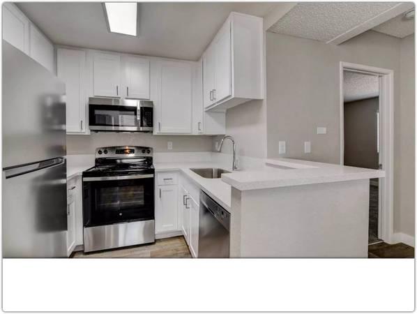 $1,190 / 2br - 840ft2 - Move in Special $1000 Off. Offer ends 9/15 (Las Vegas)63859498514563121