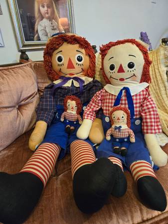 Antique Raggedy Andys 1