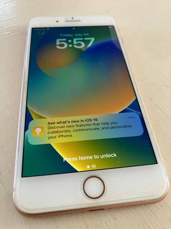 Apple iPhone 8 Plus Rose Gold 64GB - cell phones - by owner