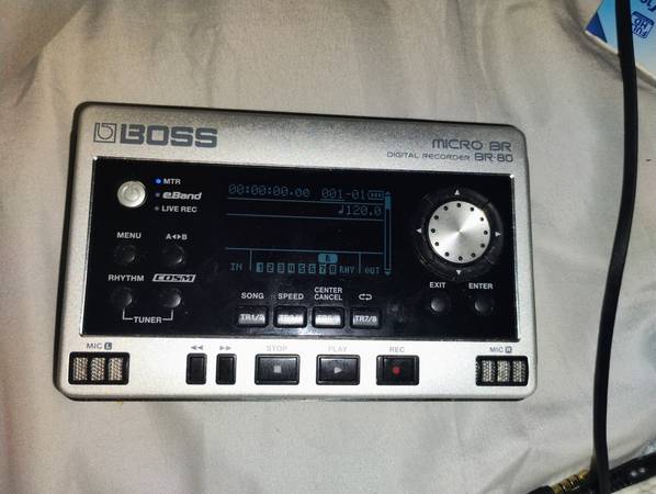 BOSS  BR-80 multi-track Digital Recorder 1