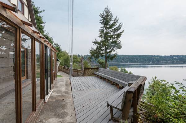 $875 / 5br - 3700ft2 - Room for rent in Waterfront House (Vashon Island)63885013318147120