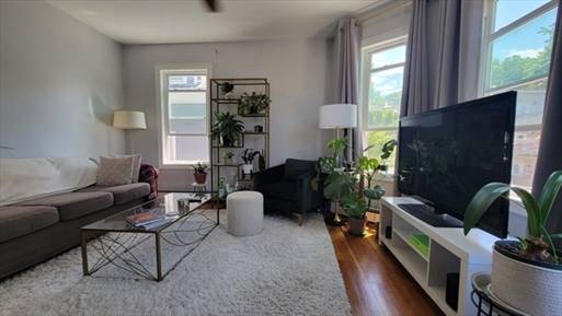 $3,600 / 2br - Jamaica Plain 2.5 Bed/2 Bath | In-Unit Laundry | Near Forest Hills (Jamaica Plain)63614179159425123