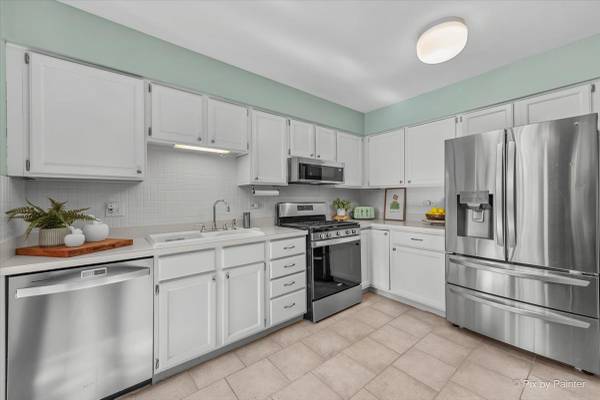 $300,000 / 2br - 1403ft2 - OPEN HOUSE Sat 10/25 12-2pm - 1050 Rockport Drive! (Carol Stream)64173448318723123