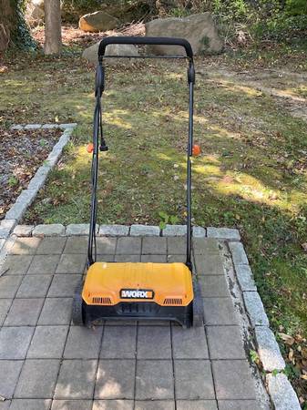 Worx Electric Dethatcher 1