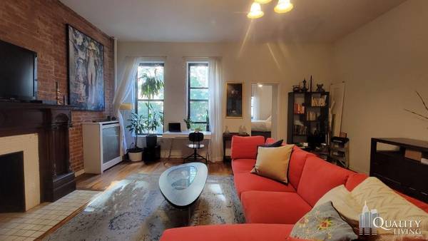 $3595.00 / 1br - West 88 St & Riverside Dr. Impresionante luminoso espacioso. Ladrillos vistos. Deco- (Upper West Side)63689827134465123