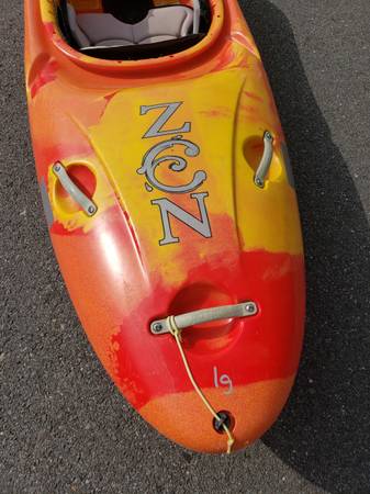 Jackson Zen 2.0 Whitewater Kayak Size Large - $650 (Chantilly)63470111937027124