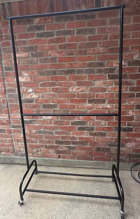 Rolling clothes rack 1