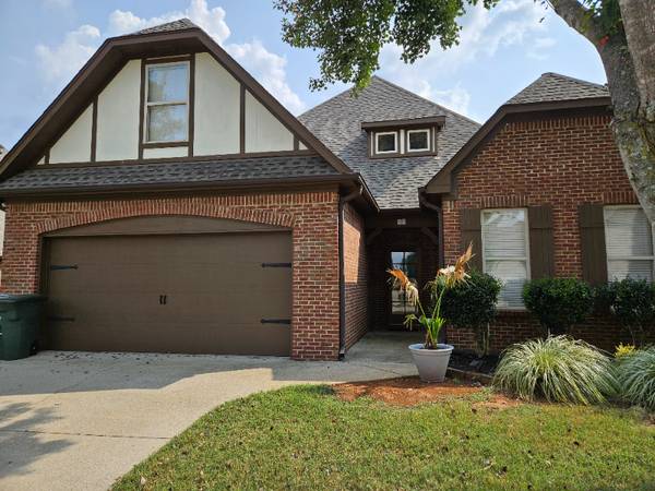 $1950.00 / 4br - 2005ft2 - 72 Maple Grove Lake Forest Huntsville,Al63801883107585120
