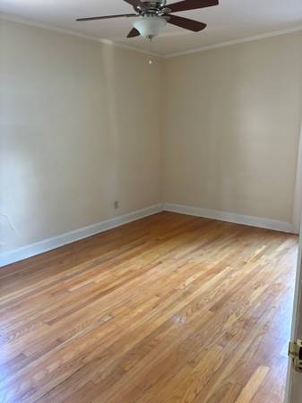 $994 / 1br - 664ft2 - Totally updated upper (2nd) level Condo located in Madison Heights. (Madison Heights)63926726399107120