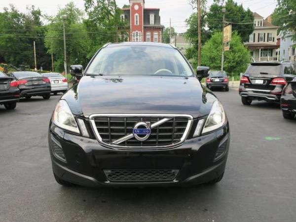 2013 Volvo XC60 3.2 AWD - $10,490 (Pittsburgh)63625191593475122