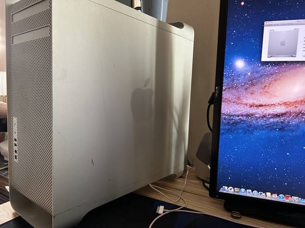 2008 Mac Pro, Vintage Apple Desktop 1